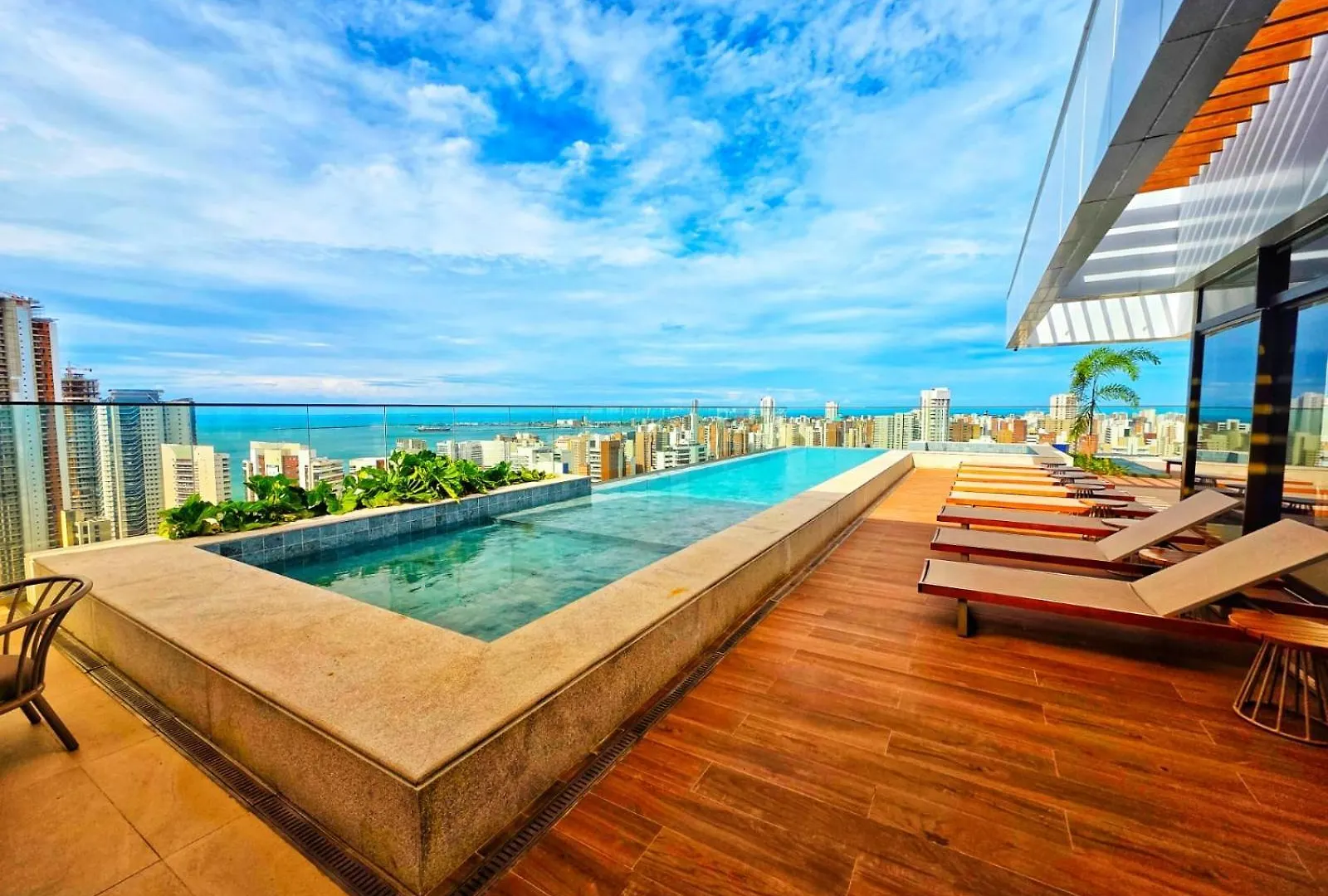 Studio No 27º Andar Recem Inaugurado No Beach Class Meireles!!! Fortaleza